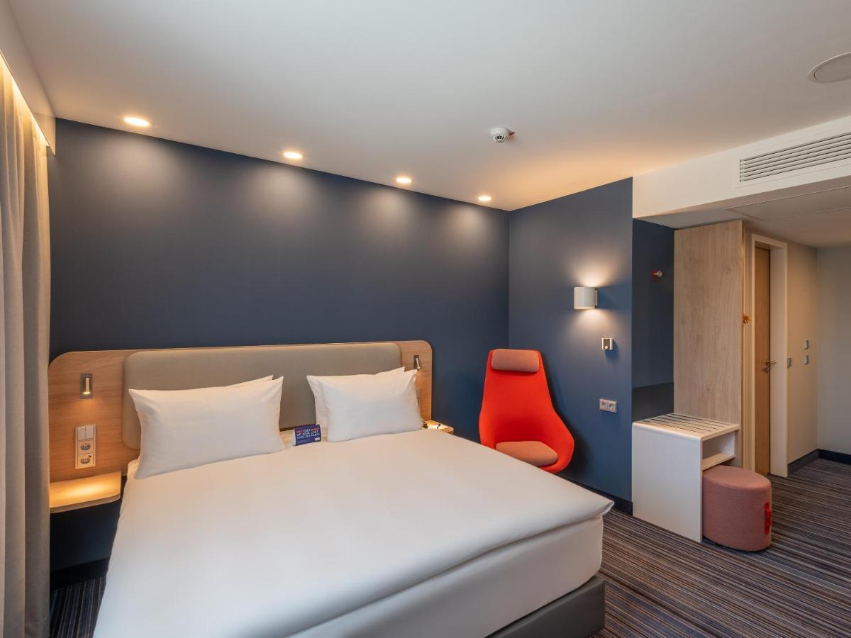 Holiday Inn Express - Hamburg South A7-As42 By Ihg Egestorf Exterior photo