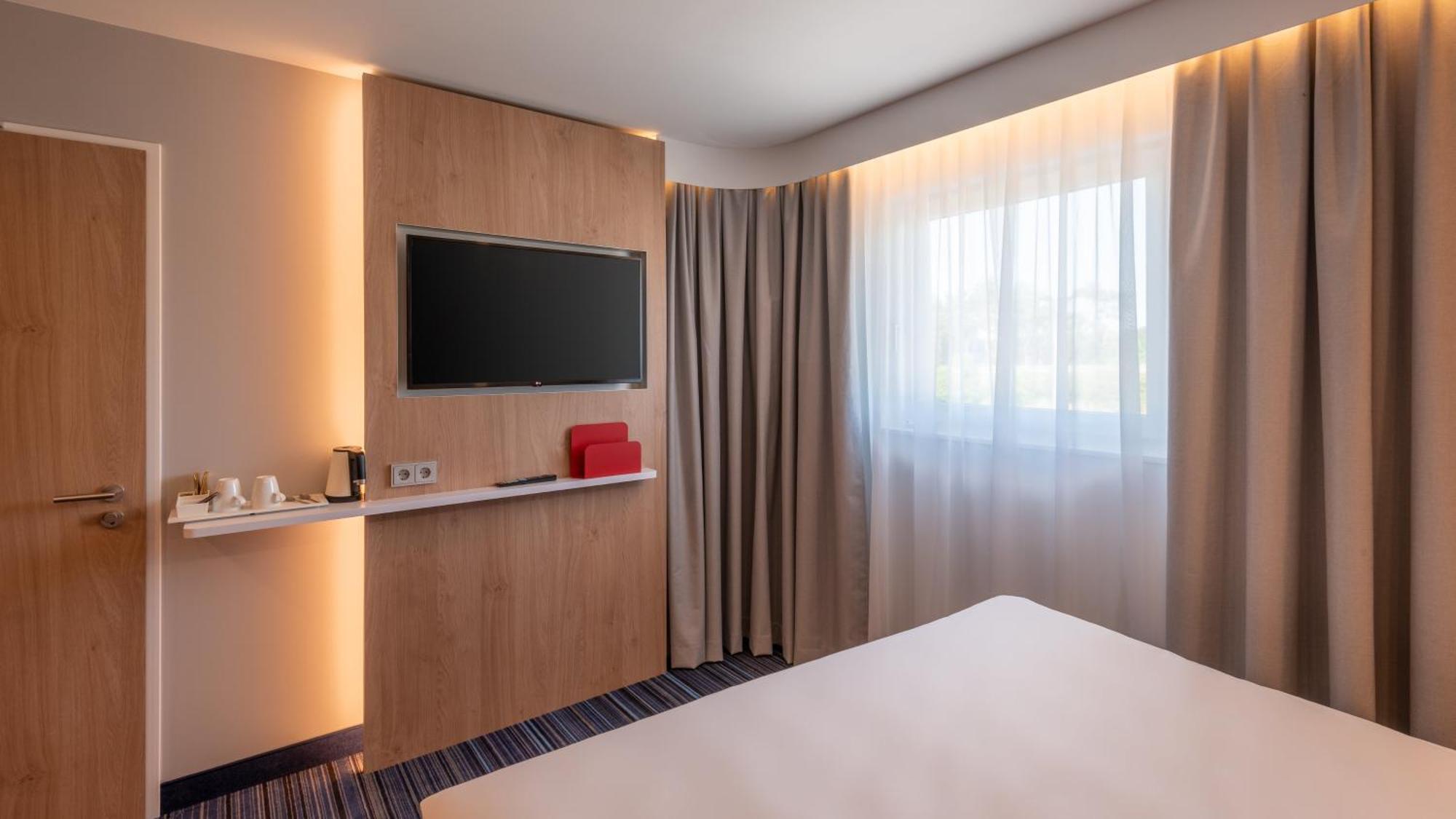 Holiday Inn Express - Hamburg South A7-As42 By Ihg Egestorf Exterior photo