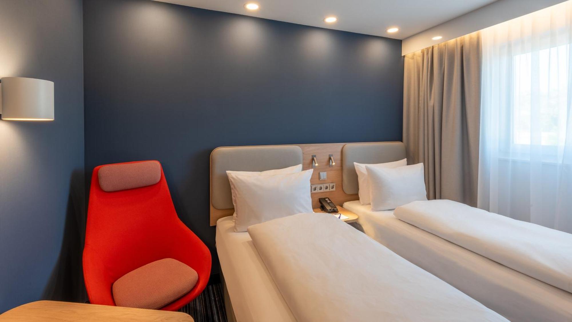 Holiday Inn Express - Hamburg South A7-As42 By Ihg Egestorf Exterior photo