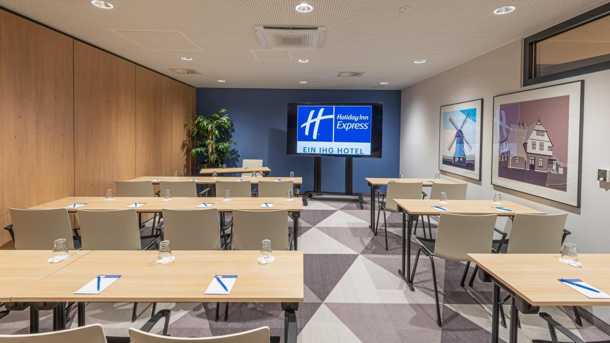Holiday Inn Express - Hamburg South A7-As42 By Ihg Egestorf Exterior photo